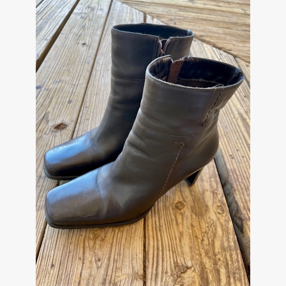 VTG 90s Leather Brown Ankle Boots - Picture 3 of 5